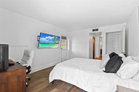 Copropriété à vendre à Tamarac, Floride: 2 chambres, 96.62 m2 № 1762559 - photo 15