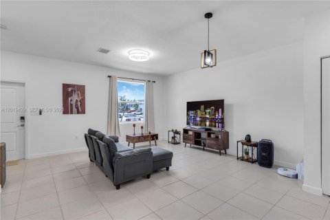 Touwnhouse à louer à Florida City, Floride: 3 chambres, 123.56 m2 № 2256692 - photo 29