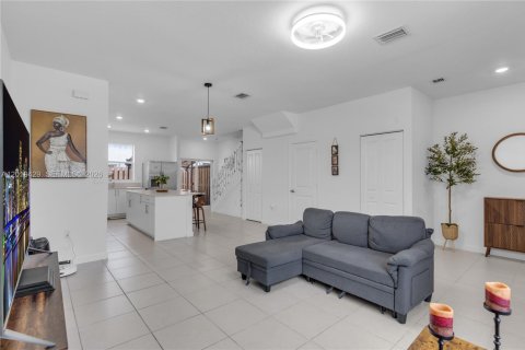Touwnhouse à louer à Florida City, Floride: 3 chambres, 123.56 m2 № 2256692 - photo 30