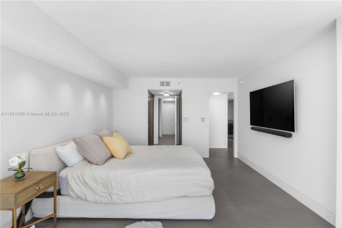 Condominio en venta en Miami Beach, Florida, 1 dormitorio, 76.18 m2 № 1858873 - foto 25