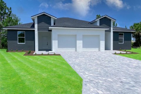 Apartment in Port Charlotte, Florida 3 bedrooms, 132.11 sq.m. № 2196201