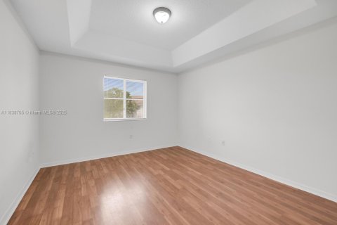 Townhouse in Homestead, Florida 2 bedrooms, 108.32 sq.m. № 1825470 - photo 15