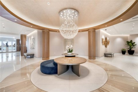 Copropriété à louer à Miami, Floride: 2 chambres, 130.06 m2 № 2182248 - photo 3
