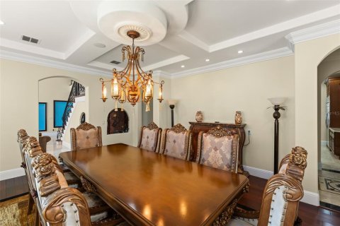 Купить виллу или дом в Уиндермир, Флорида 13 комнат, 829.71м2, № 2094268 - фото 28