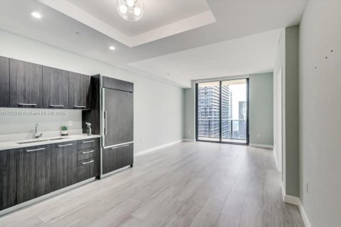 Купить кондоминиум в Майами, Флорида 1 спальня, 78.6м2, № 1958756 - фото 3