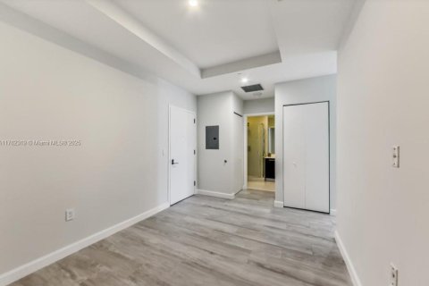 Купить кондоминиум в Майами, Флорида 1 спальня, 78.6м2, № 1958756 - фото 7