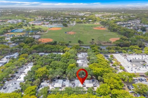 Touwnhouse à vendre à Miami Lakes, Floride: 2 chambres, 90.3 m2 № 2060705 - photo 28