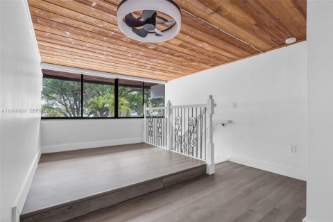 Touwnhouse à vendre à Miami Lakes, Floride: 2 chambres, 90.3 m2 № 2060705 - photo 15