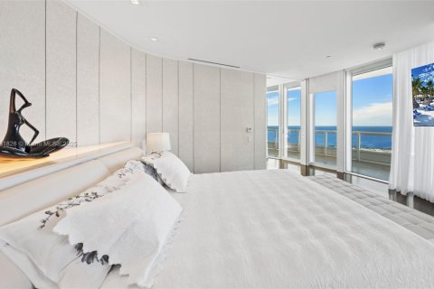 Condo in Miami, Florida, 4 bedrooms  № 1925555 - photo 21