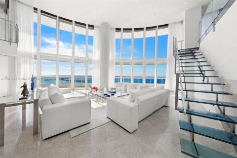 Condo in Miami, Florida, 4 bedrooms  № 1925555 - photo 4