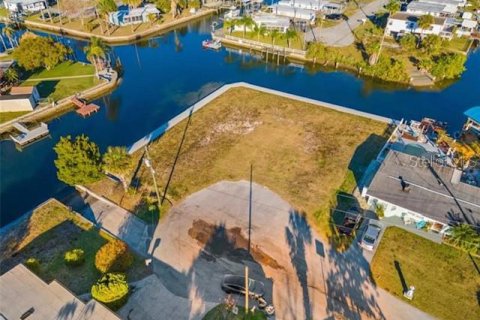 Land in Hudson, Florida № 757785 - photo 2