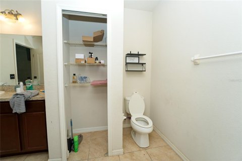 House in Gibsonton, Florida 3 bedrooms, 132.94 sq.m. № 1918348 - photo 13