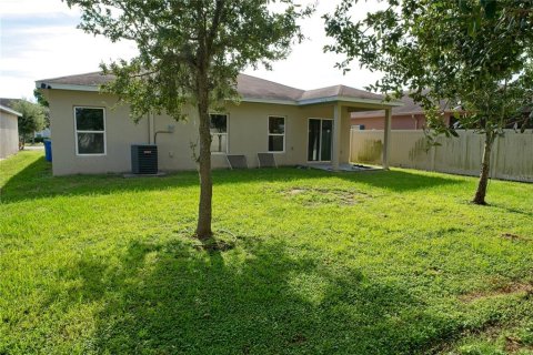 House in Gibsonton, Florida 3 bedrooms, 132.94 sq.m. № 1918348 - photo 20