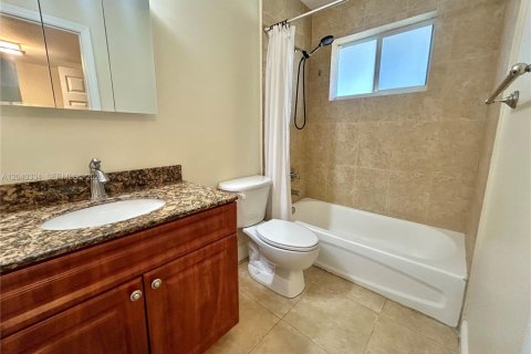 Condo in Palmetto Bay, Florida, 1 bedroom  № 2087181 - photo 6