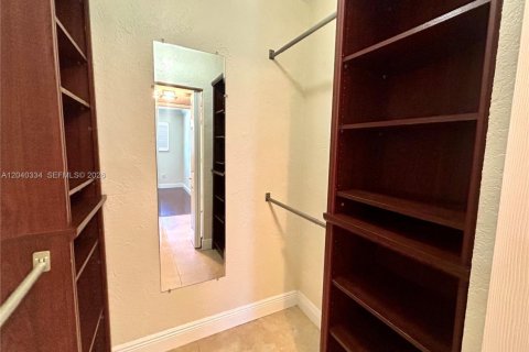 Condo in Palmetto Bay, Florida, 1 bedroom  № 2087181 - photo 9