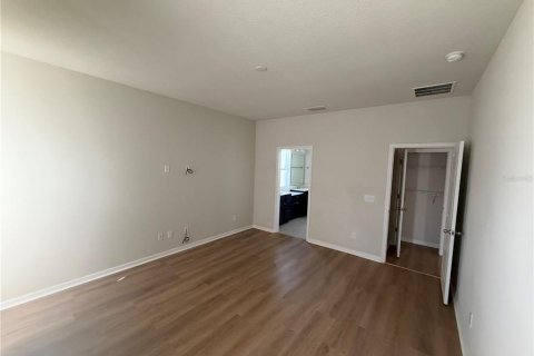 Villa ou maison à louer à Sanford, Floride: 4 chambres, 186.64 m2 № 2415511 - photo 7