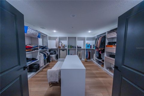 Villa ou maison à vendre à Orlando, Floride: 4 chambres, 313.82 m2 № 2396451 - photo 16