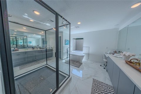 Villa ou maison à vendre à Orlando, Floride: 4 chambres, 313.82 m2 № 2396451 - photo 15
