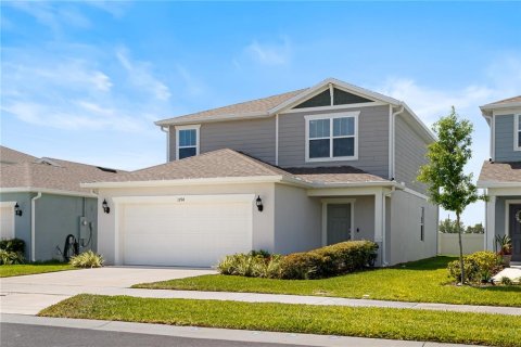 House in Davenport, Florida 4 bedrooms, 204.66 sq.m. № 1592618 - photo 1