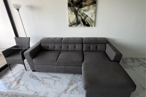 Condo in Hollywood, Florida, 1 bedroom № 1860389 - photo 2