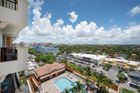 Condo in Miami, Florida, 2 bedrooms  № 2051989 - photo 26