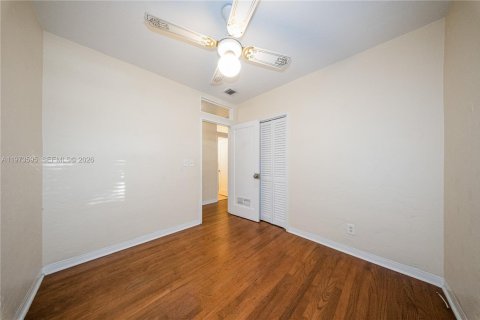 Купить виллу или дом в Майами, Флорида 5 спален, 209.12м2, № 2033391 - фото 11