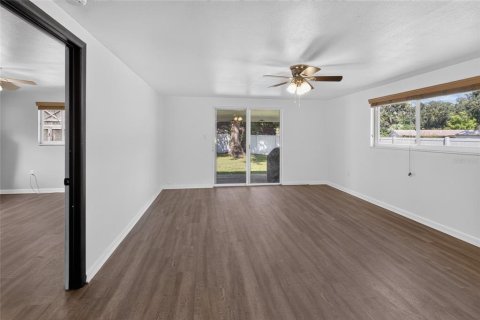 Casa en venta en Brooksville, Florida, 3 dormitorios, 121.14 m2 № 2430613 - foto 10