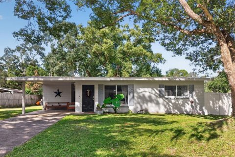 Casa en Brooksville, Florida 3 dormitorios, 121.14 m2 № 2430613