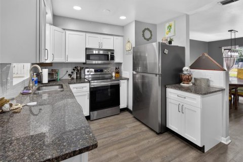 Casa en venta en Brooksville, Florida, 3 dormitorios, 121.14 m2 № 2430613 - foto 8