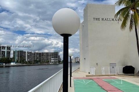 Copropriété à louer à Hollywood, Floride: 1 chambre, 111.67 m2 № 2010964 - photo 14