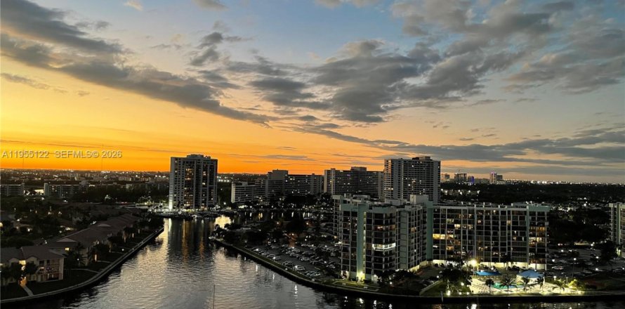 Condo à Hollywood, Floride, 1 chambre  № 2010964