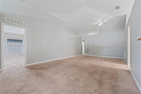 House in Haines City, Florida 3 bedrooms, 174.1 sq.m. № 1844779 - photo 5