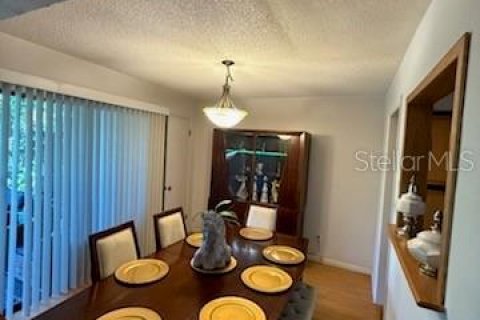 Condo in Orlando, Florida, 3 bedrooms № 2234498 - photo 2