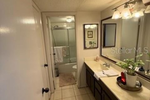 Condo in Orlando, Florida, 3 bedrooms № 2234498 - photo 14