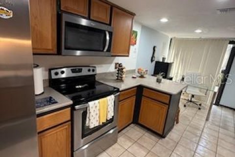 Condo in Orlando, Florida, 3 bedrooms № 2234498 - photo 12