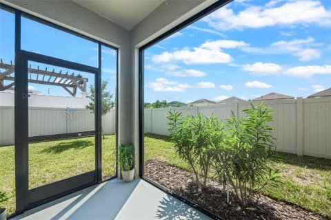 Townhouse in BELMONT in Sun City Center, Florida 3 bedrooms, 172.24 sq.m. № 2379461 - photo 8