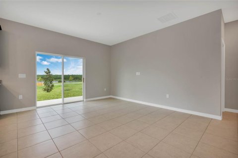 House in Haines City, Florida 4 bedrooms, 185.9 sq.m. № 1854324 - photo 11