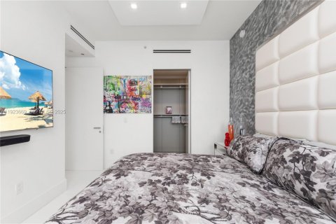 Купить кондоминиум в Санни-Айлс-Бич, Флорида 6 спален, 526.94м2, № 2038830 - фото 25