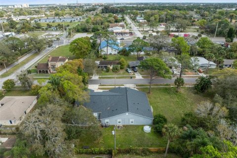 Propiedad comercial en alquiler en Rockledge, Florida, 459.87 m2 № 1808474 - foto 5