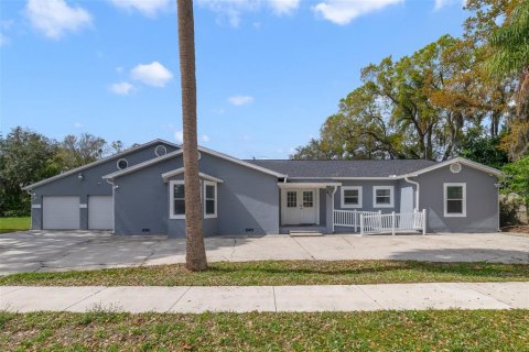 Propiedad comercial en alquiler en Rockledge, Florida, 459.87 m2 № 1808474 - foto 1
