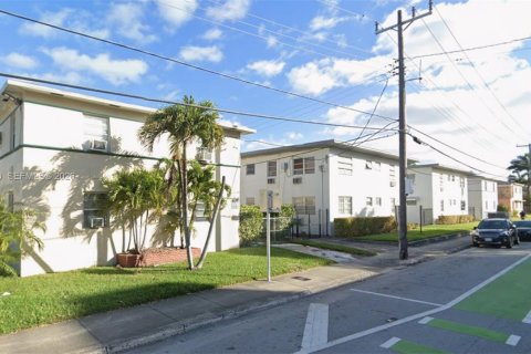 Condo à Miami, Floride, 1 chambre № 2080816