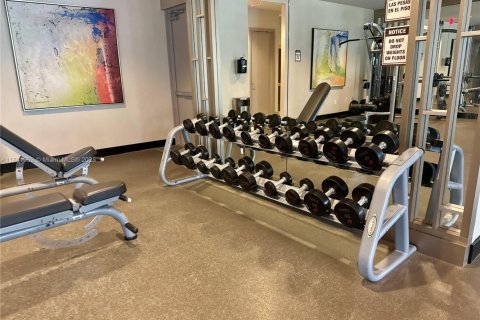 Condo in Doral, Florida, 1 bedroom  № 1939792 - photo 22