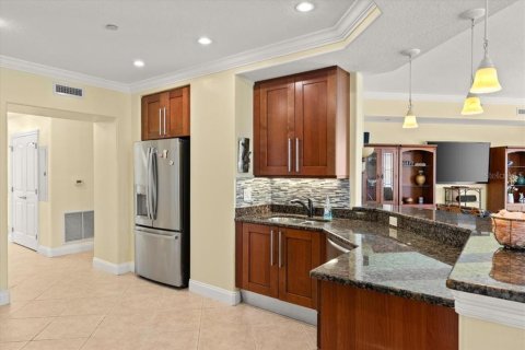 Condo in Daytona Beach, Florida, 3 bedrooms  № 1690862 - photo 9