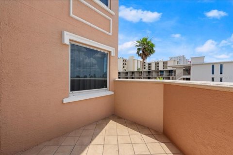 Condo in Daytona Beach, Florida, 3 bedrooms  № 1690862 - photo 29