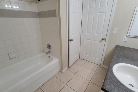 Condominio en venta en Orlando, Florida, 2 dormitorios, 98.66 m2 № 1909603 - foto 6