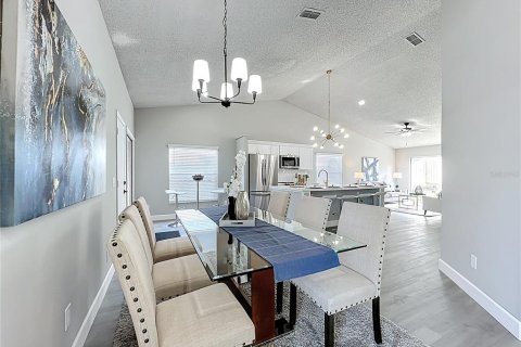 House in Lake Mary, Florida 3 bedrooms, 143.26 sq.m. № 1856757 - photo 18