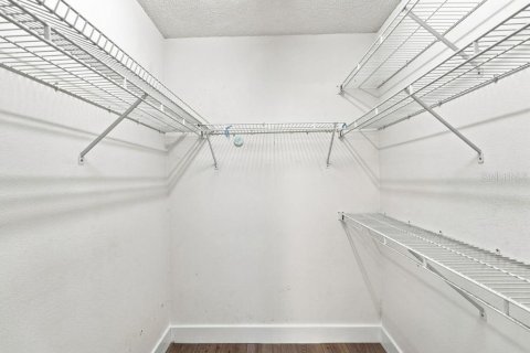 Villa ou maison à vendre à Apopka, Floride: 4 chambres, 148.74 m2 № 2351454 - photo 25
