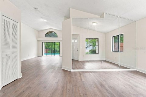 Villa ou maison à vendre à Apopka, Floride: 4 chambres, 148.74 m2 № 2351454 - photo 15