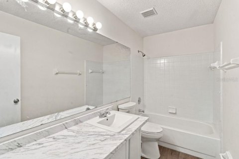 Villa ou maison à vendre à Apopka, Floride: 4 chambres, 148.74 m2 № 2351454 - photo 30
