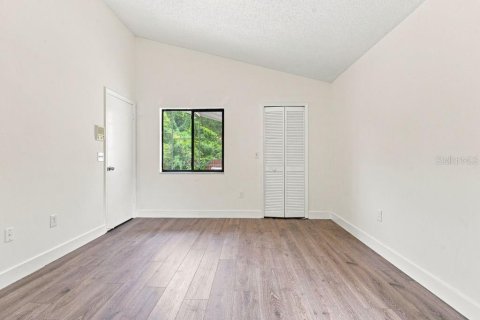 Villa ou maison à vendre à Apopka, Floride: 4 chambres, 148.74 m2 № 2351454 - photo 21